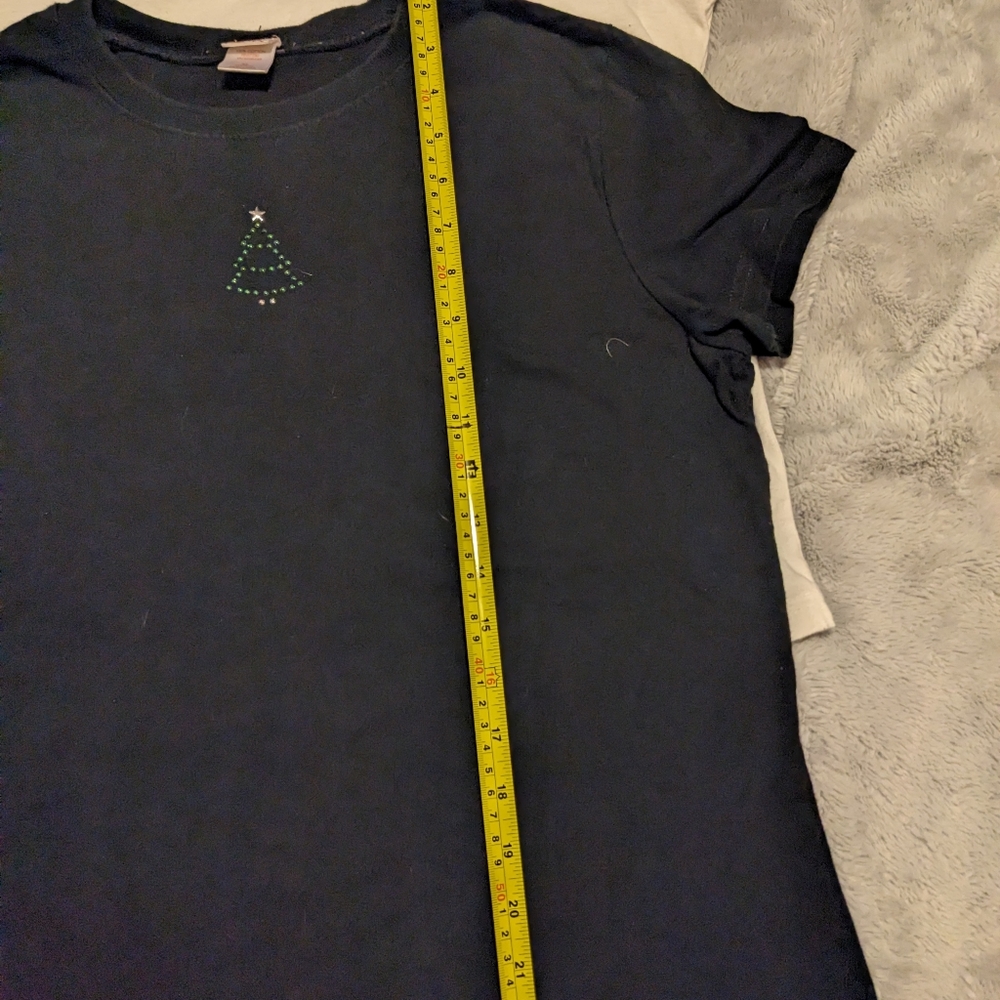 Holiday T-shirts - Picture 5 of 7